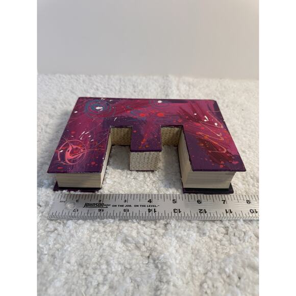 Leoma Lovegrove Painted and Autographed Letter “E” Book. FL Artist One Of A Kind - Picture 4 of 4